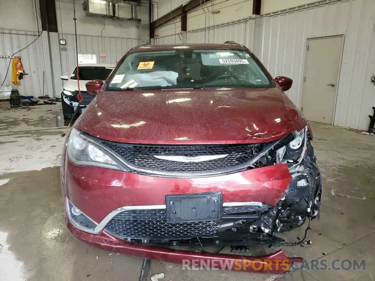 5 fotografías del automóvil dañado 2C4RC1BGXKR624833 CHRYSLER PACIFICA 2019