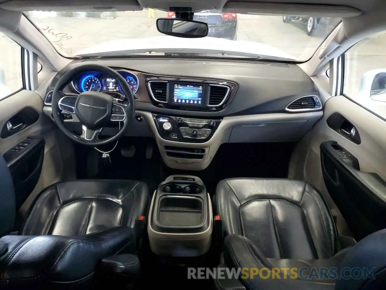8 fotografías del automóvil dañado 2C4RC1BGXKR666001 CHRYSLER PACIFICA 2019