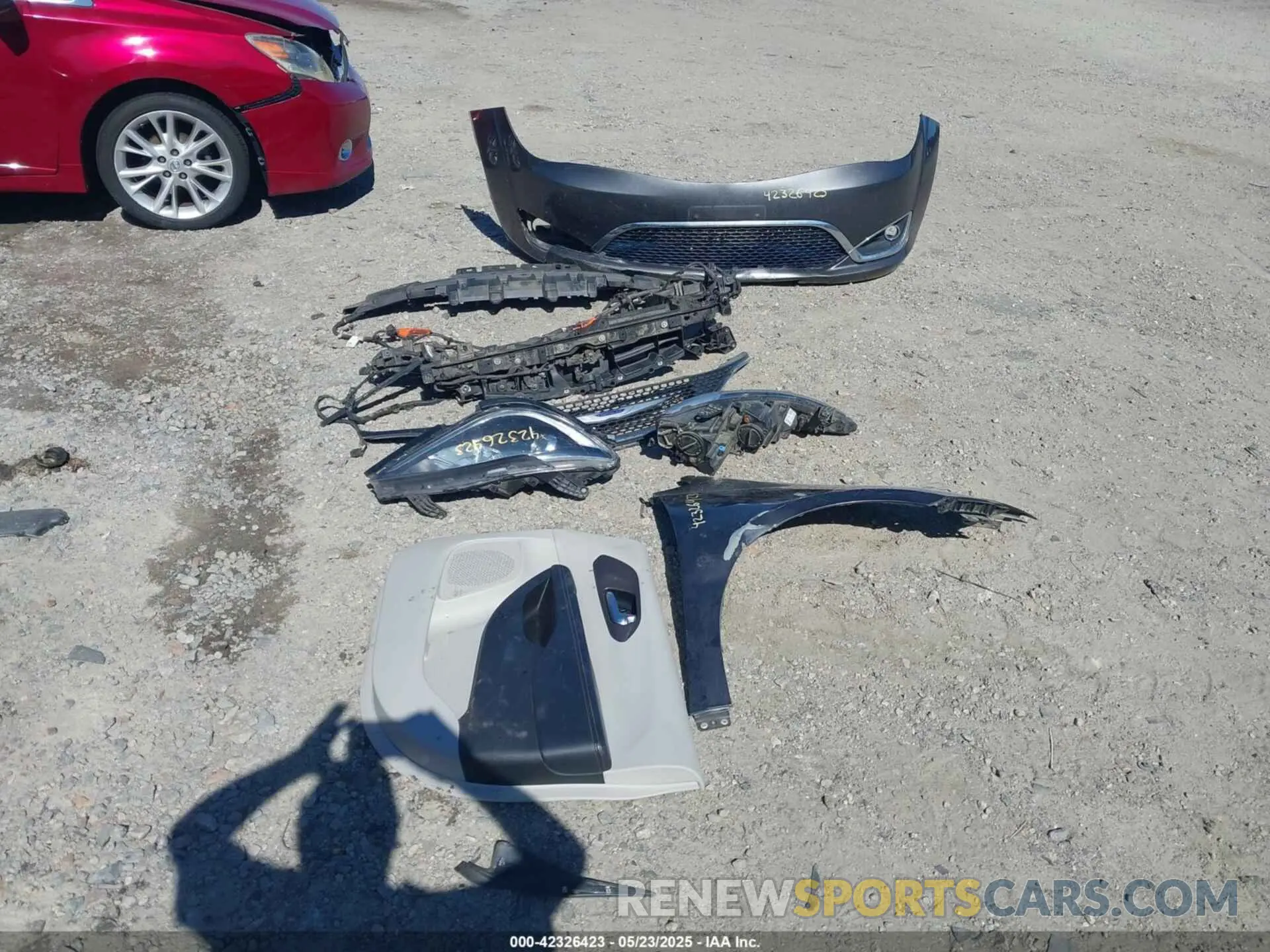 12 fotografías del automóvil dañado 2C4RC1BGXKR680562 CHRYSLER PACIFICA 2019