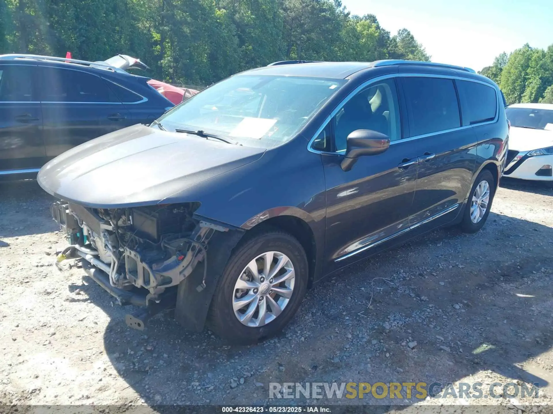 2 fotografías del automóvil dañado 2C4RC1BGXKR680562 CHRYSLER PACIFICA 2019