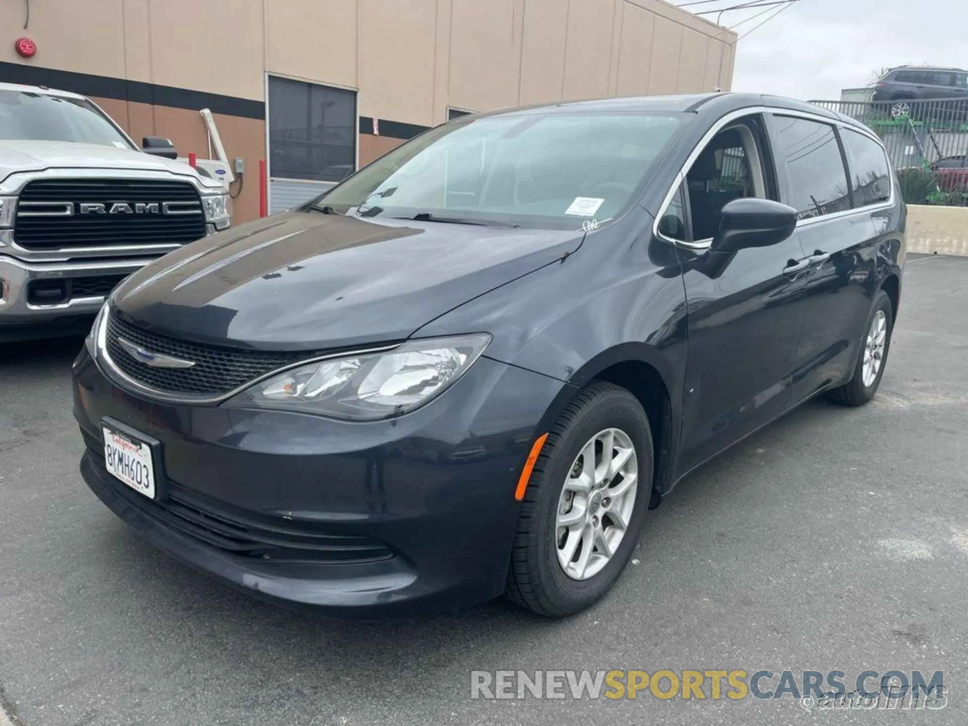12 fotografías del automóvil dañado 2C4RC1CG0KR668242 CHRYSLER PACIFICA 2019