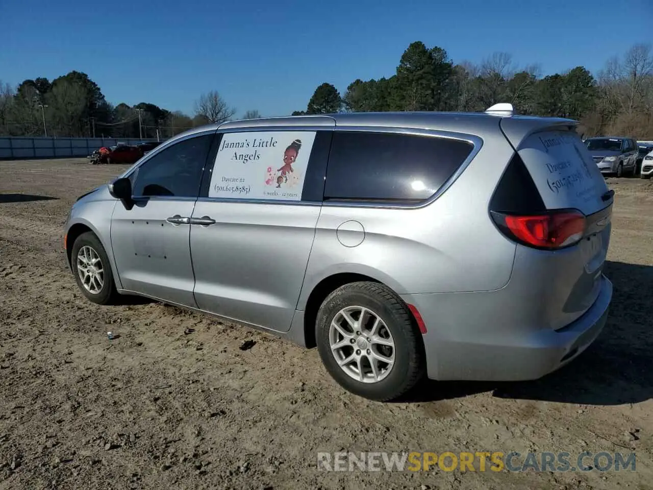 2 fotografías del automóvil dañado 2C4RC1CG6KR629333 CHRYSLER PACIFICA 2019