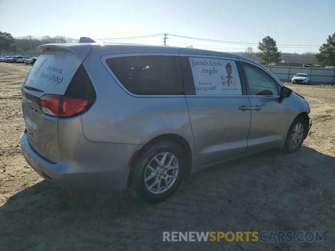 3 fotografías del automóvil dañado 2C4RC1CG6KR629333 CHRYSLER PACIFICA 2019