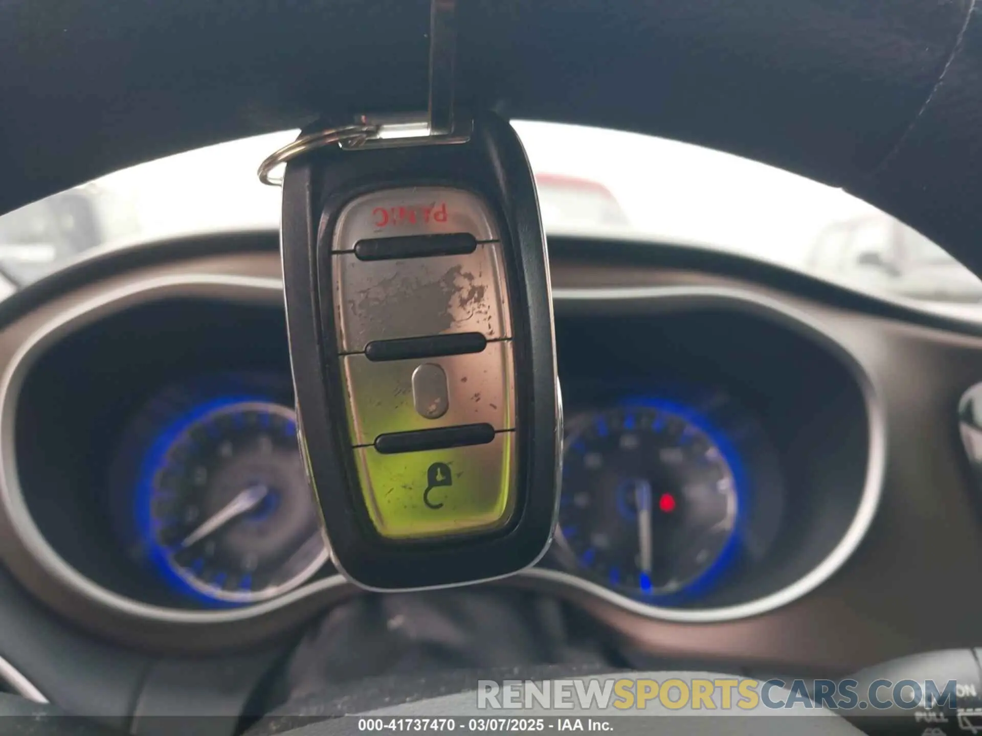 11 fotografías del automóvil dañado 2C4RC1CG7KR698323 CHRYSLER PACIFICA 2019