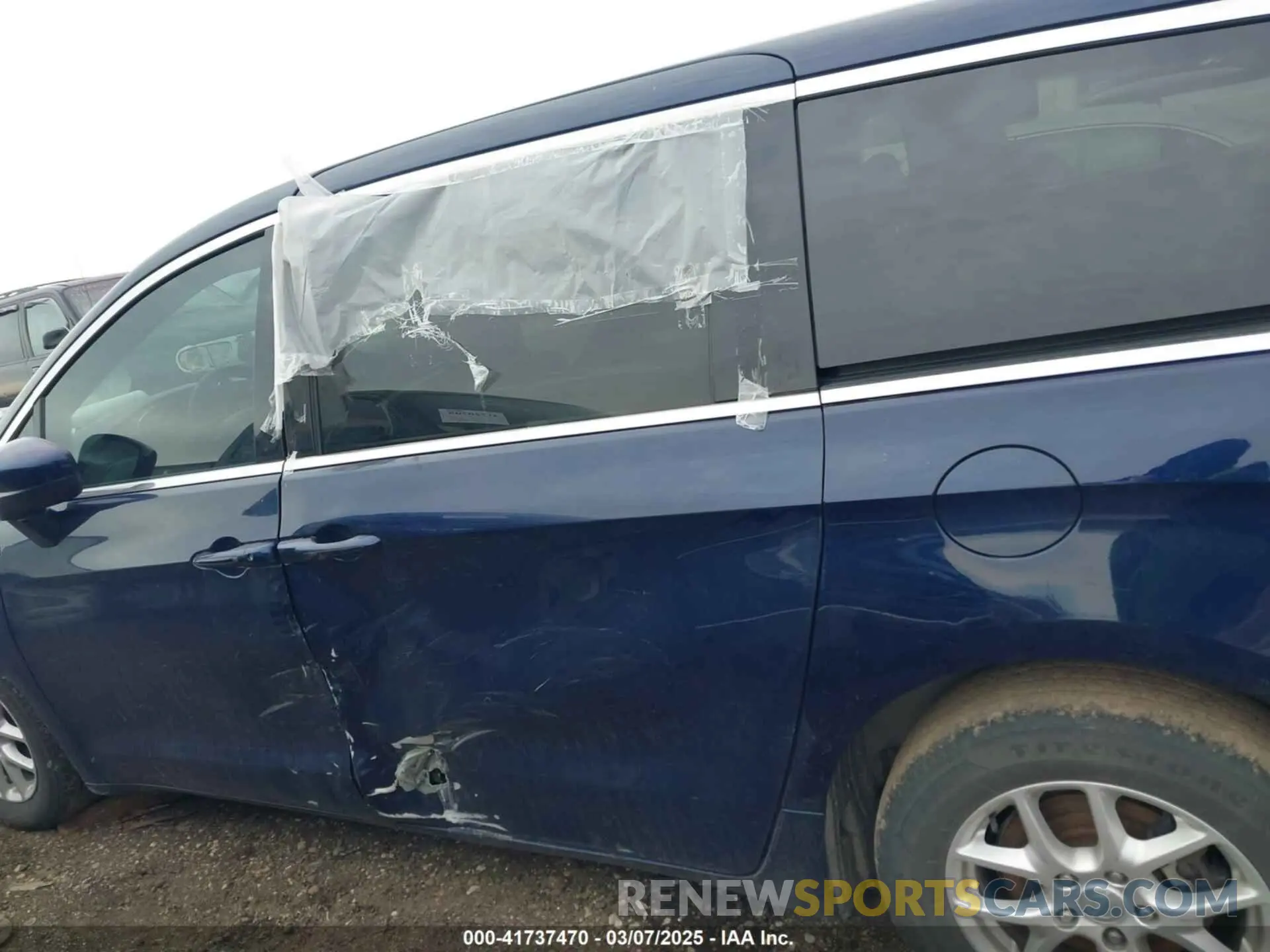 14 fotografías del automóvil dañado 2C4RC1CG7KR698323 CHRYSLER PACIFICA 2019