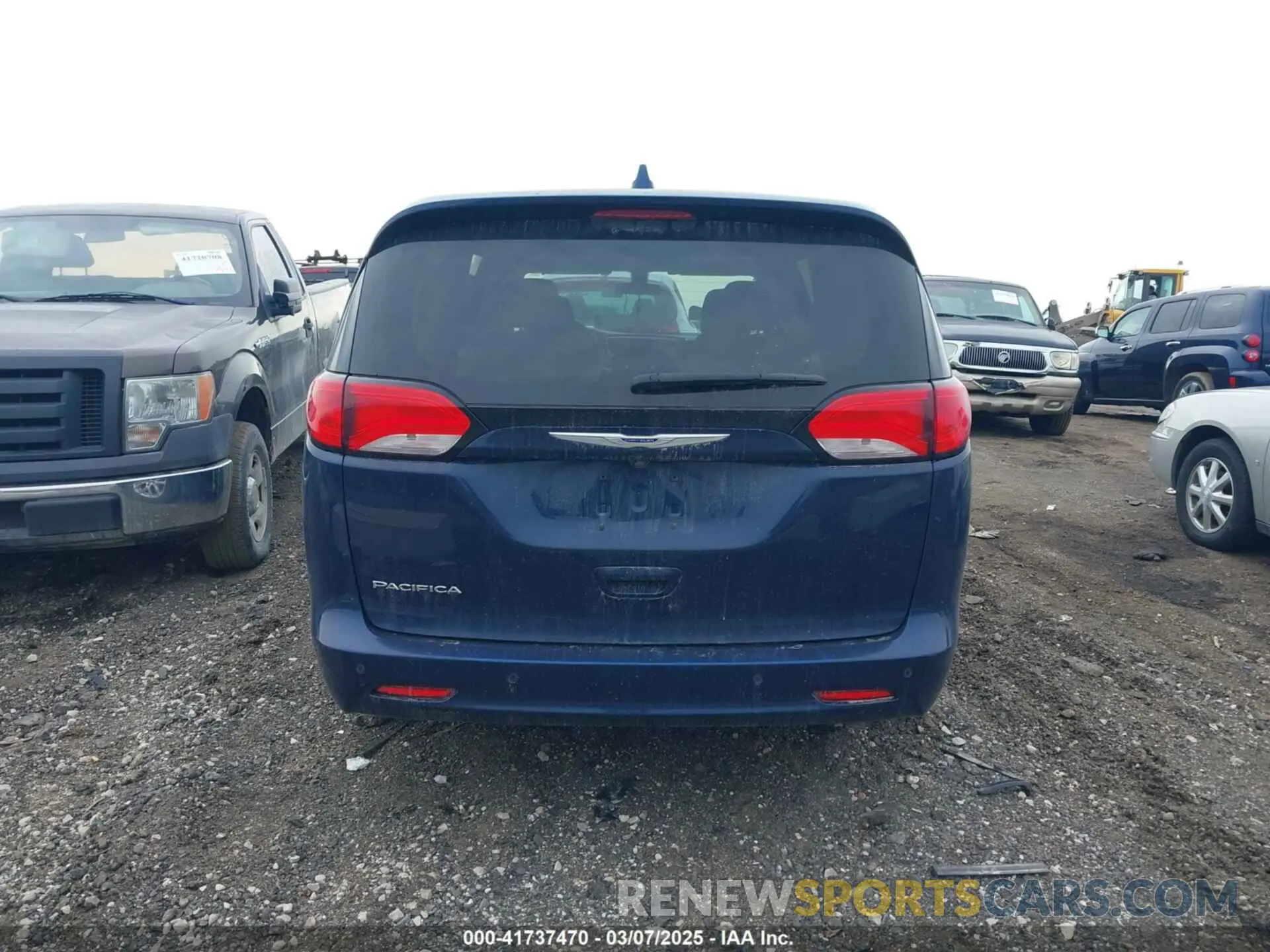 16 fotografías del automóvil dañado 2C4RC1CG7KR698323 CHRYSLER PACIFICA 2019