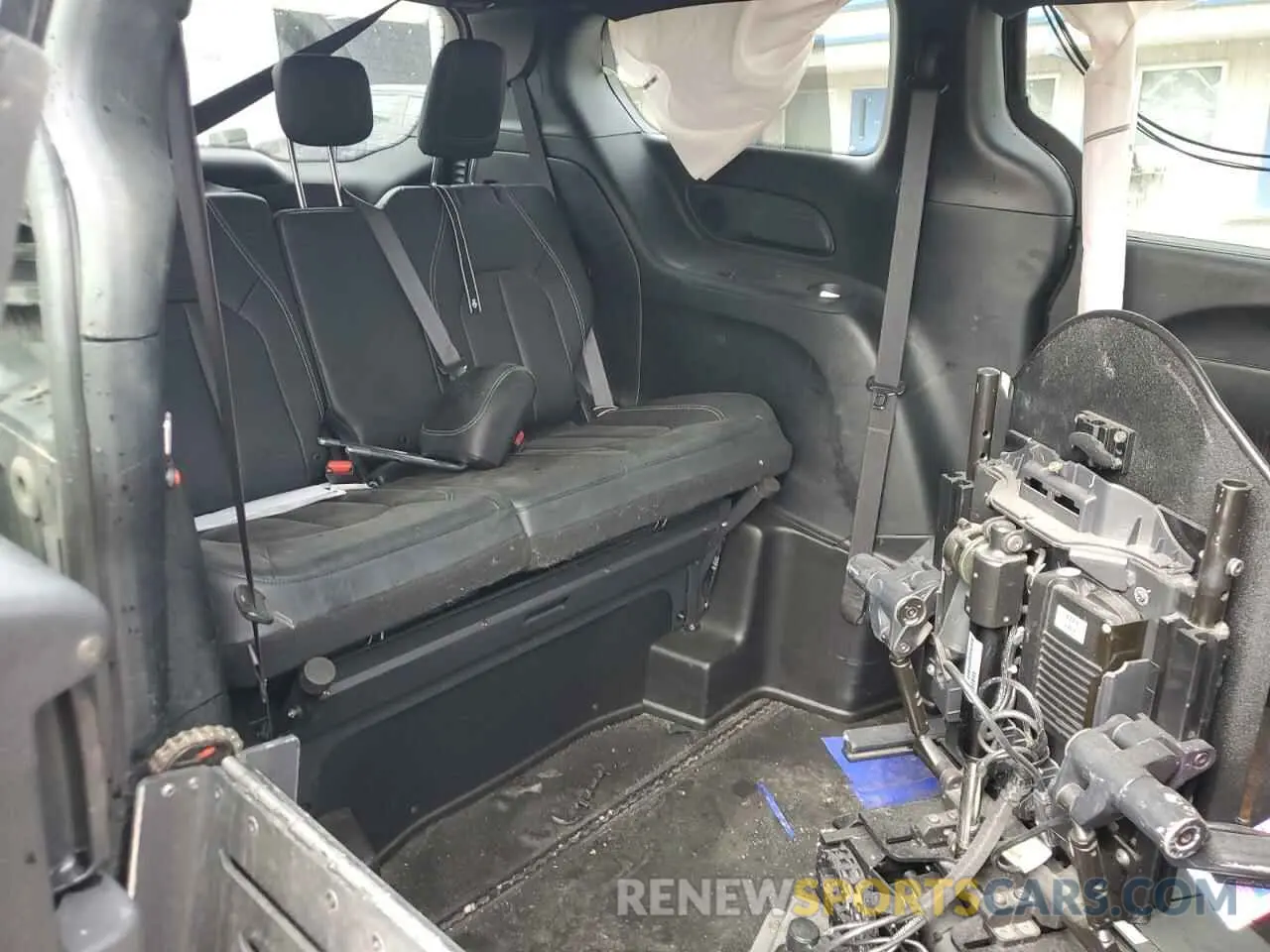 11 fotografías del automóvil dañado 2C4RC1EG0KR555095 CHRYSLER PACIFICA 2019