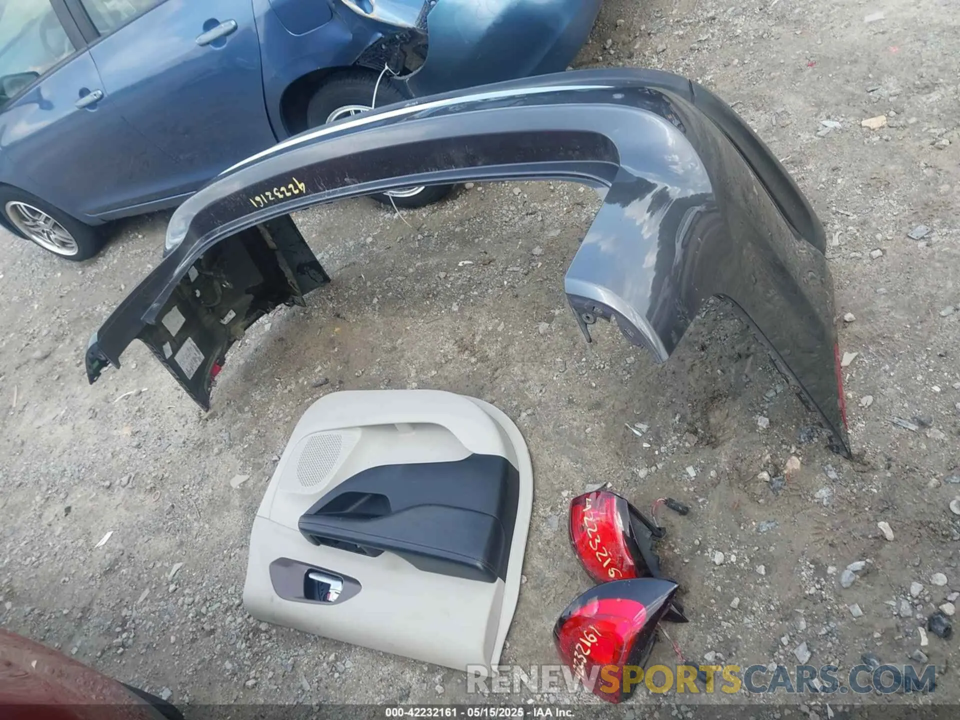 12 fotografías del automóvil dañado 2C4RC1EG0KR652409 CHRYSLER PACIFICA 2019
