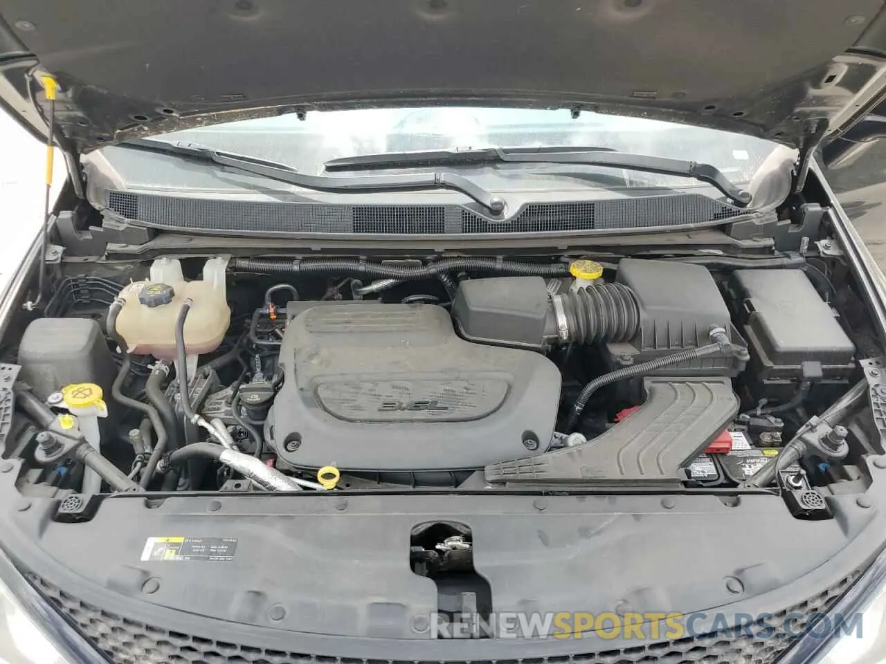 13 fotografías del automóvil dañado 2C4RC1EG1KR627969 CHRYSLER PACIFICA 2019