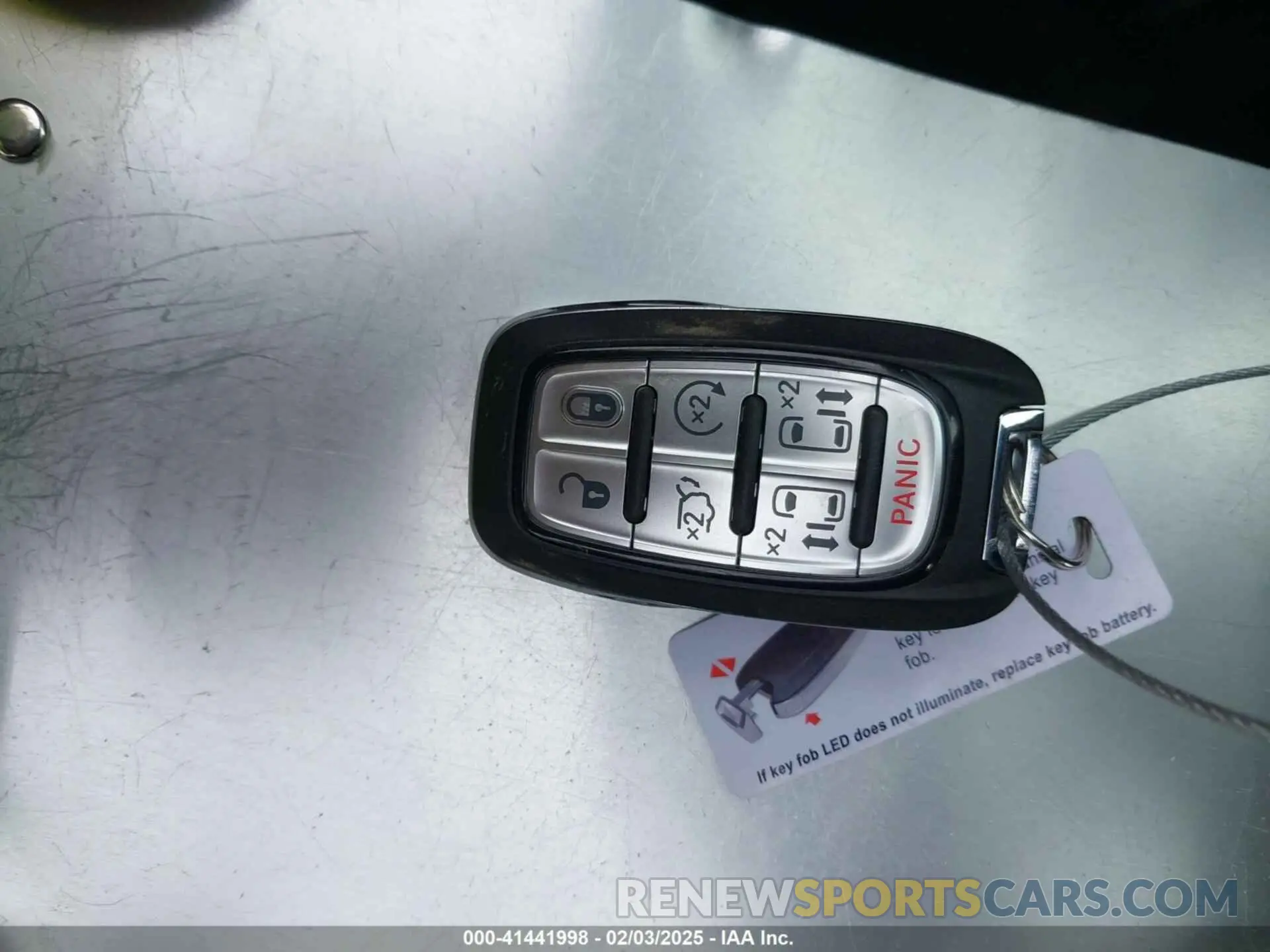 11 fotografías del automóvil dañado 2C4RC1EG5KR505566 CHRYSLER PACIFICA 2019