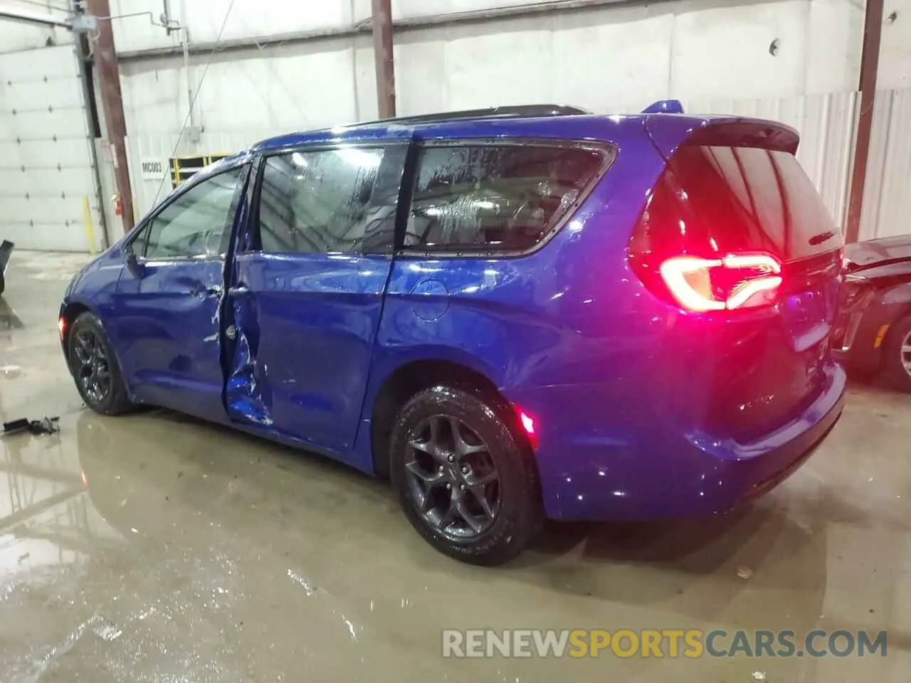 2 fotografías del automóvil dañado 2C4RC1EG9KR644096 CHRYSLER PACIFICA 2019