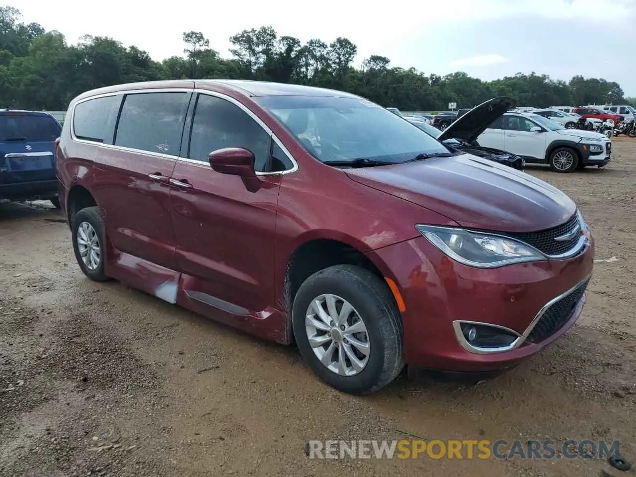 4 fotografías del automóvil dañado 2C4RC1FG1KR638971 CHRYSLER PACIFICA 2019