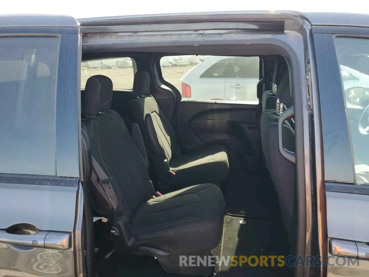 11 fotografías del automóvil dañado 2C4RC1FG3KR569071 CHRYSLER PACIFICA 2019