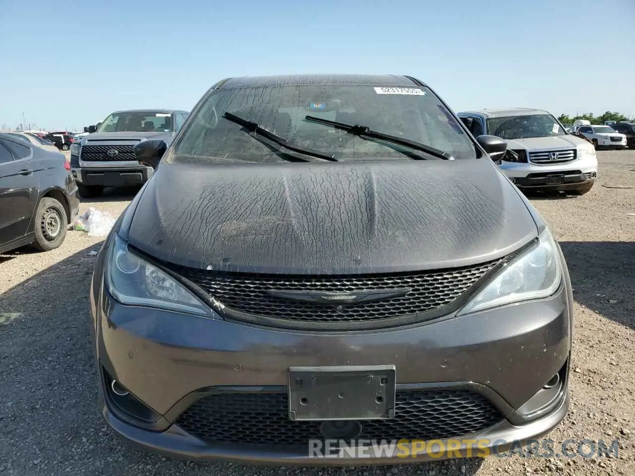 5 fotografías del automóvil dañado 2C4RC1FG3KR569071 CHRYSLER PACIFICA 2019