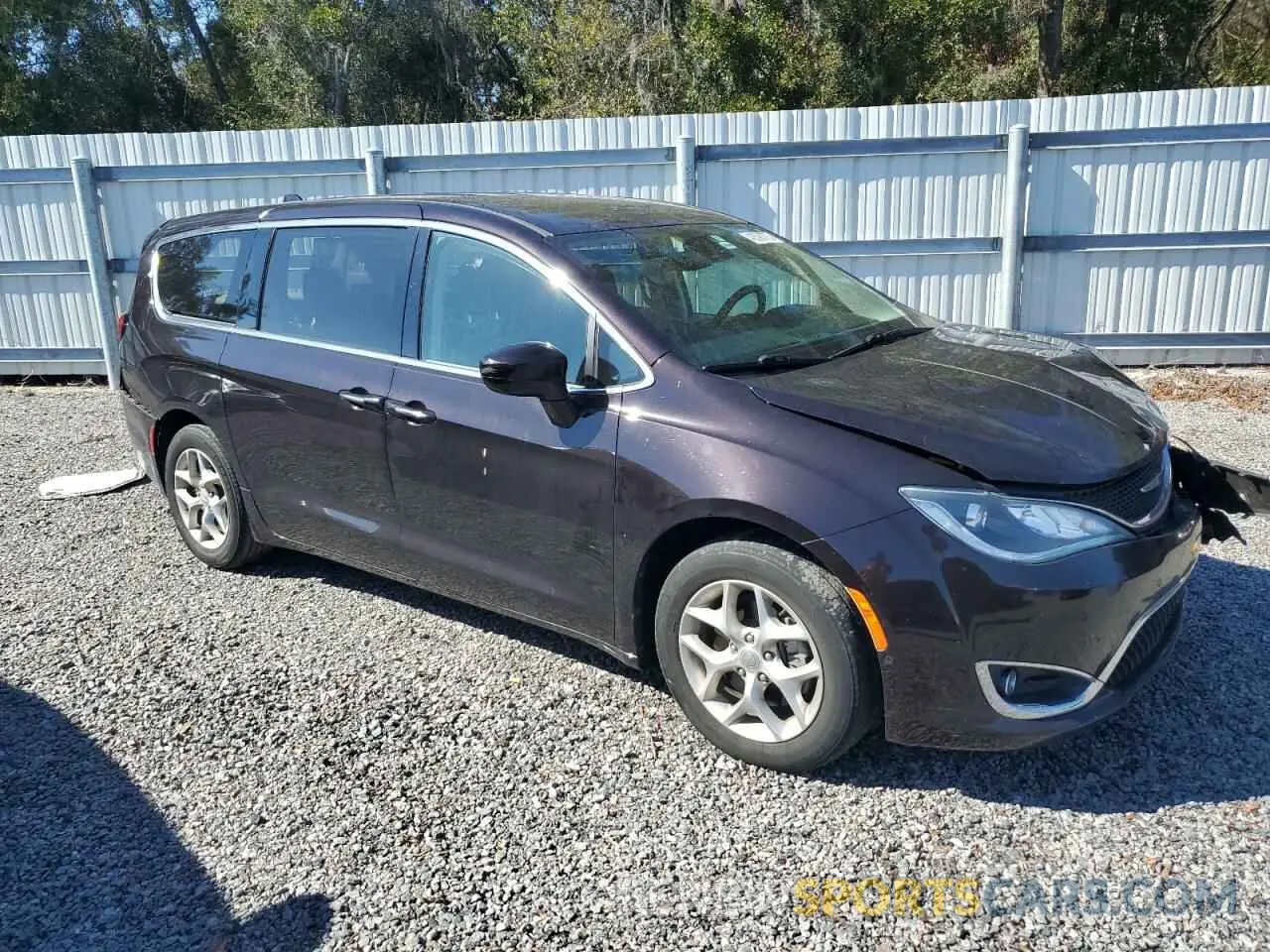 4 fotografías del automóvil dañado 2C4RC1FG3KR588834 CHRYSLER PACIFICA 2019