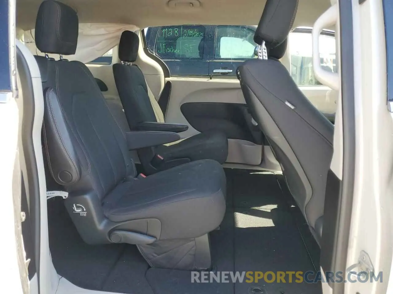 11 fotografías del automóvil dañado 2C4RC1FG6KR710750 CHRYSLER PACIFICA 2019