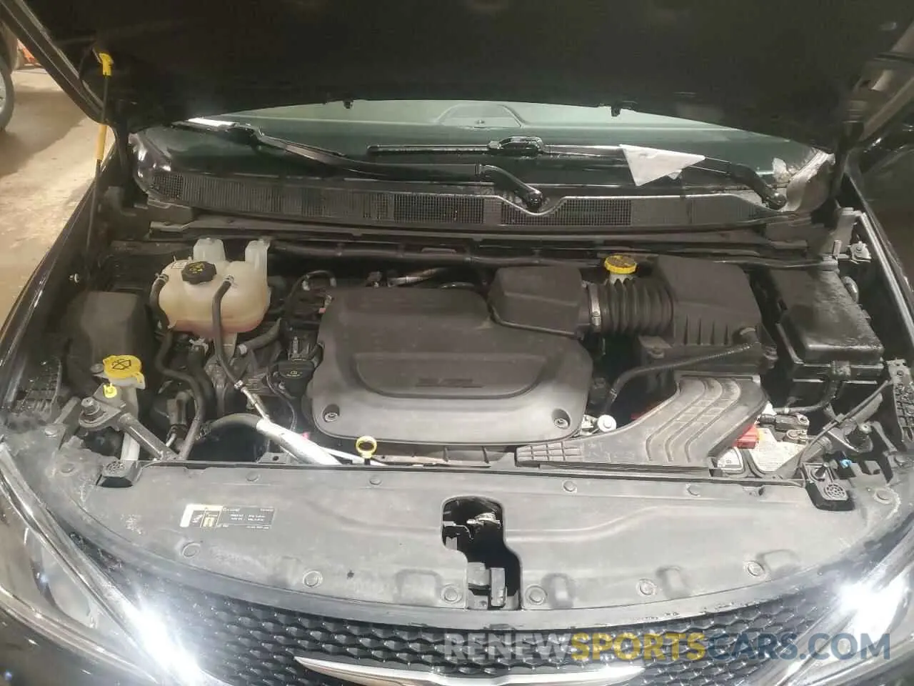 12 fotografías del automóvil dañado 2C4RC1FG8KR679002 CHRYSLER PACIFICA 2019