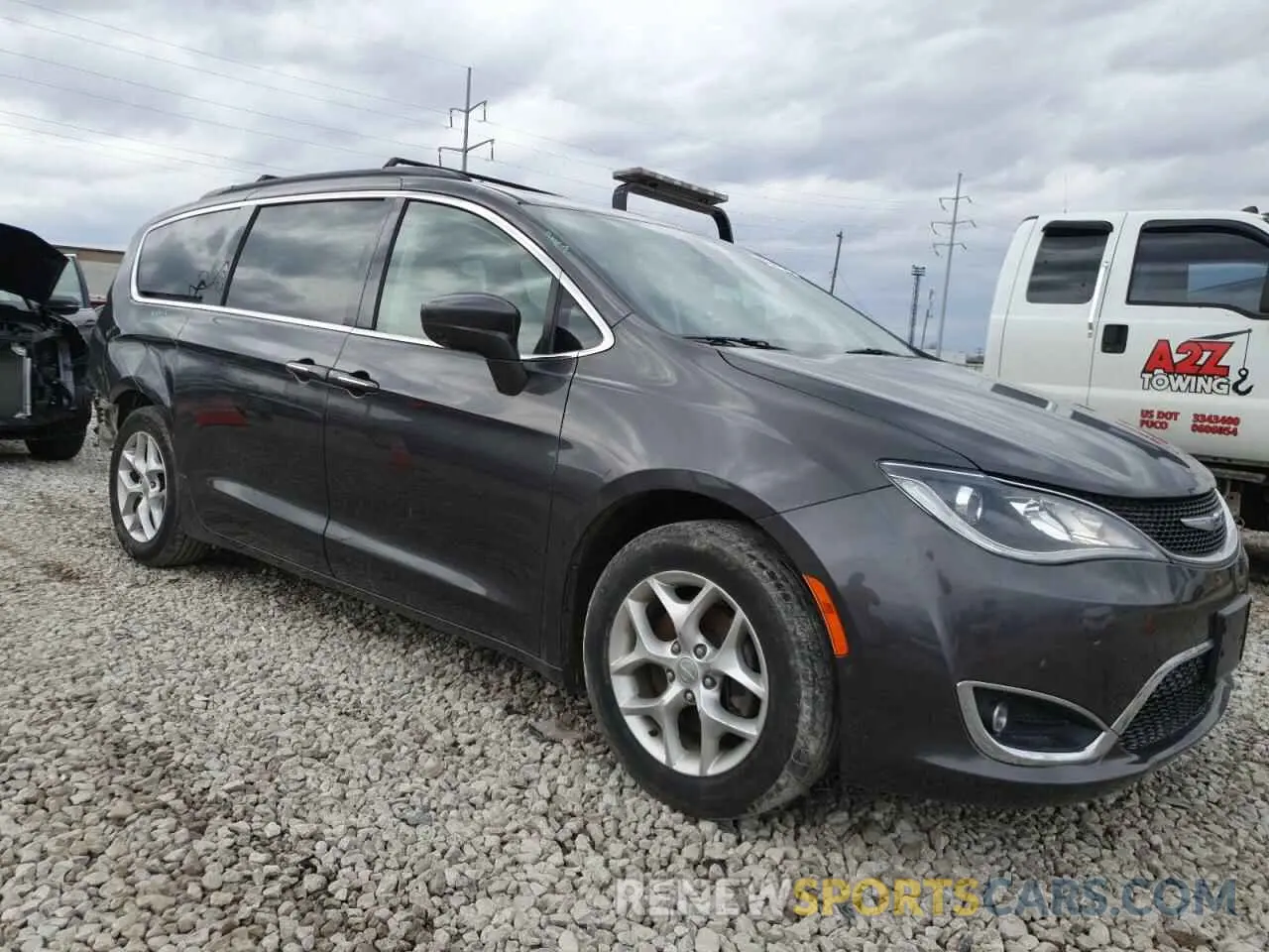 4 fotografías del automóvil dañado 2C4RC1FGXKR525472 CHRYSLER PACIFICA 2019