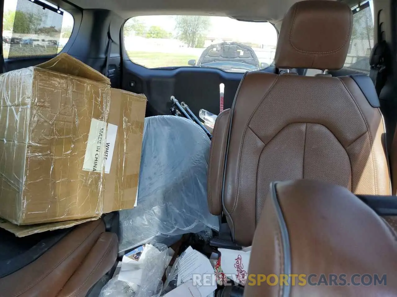 10 fotografías del automóvil dañado 2C4RC1GG0KR686122 CHRYSLER PACIFICA 2019