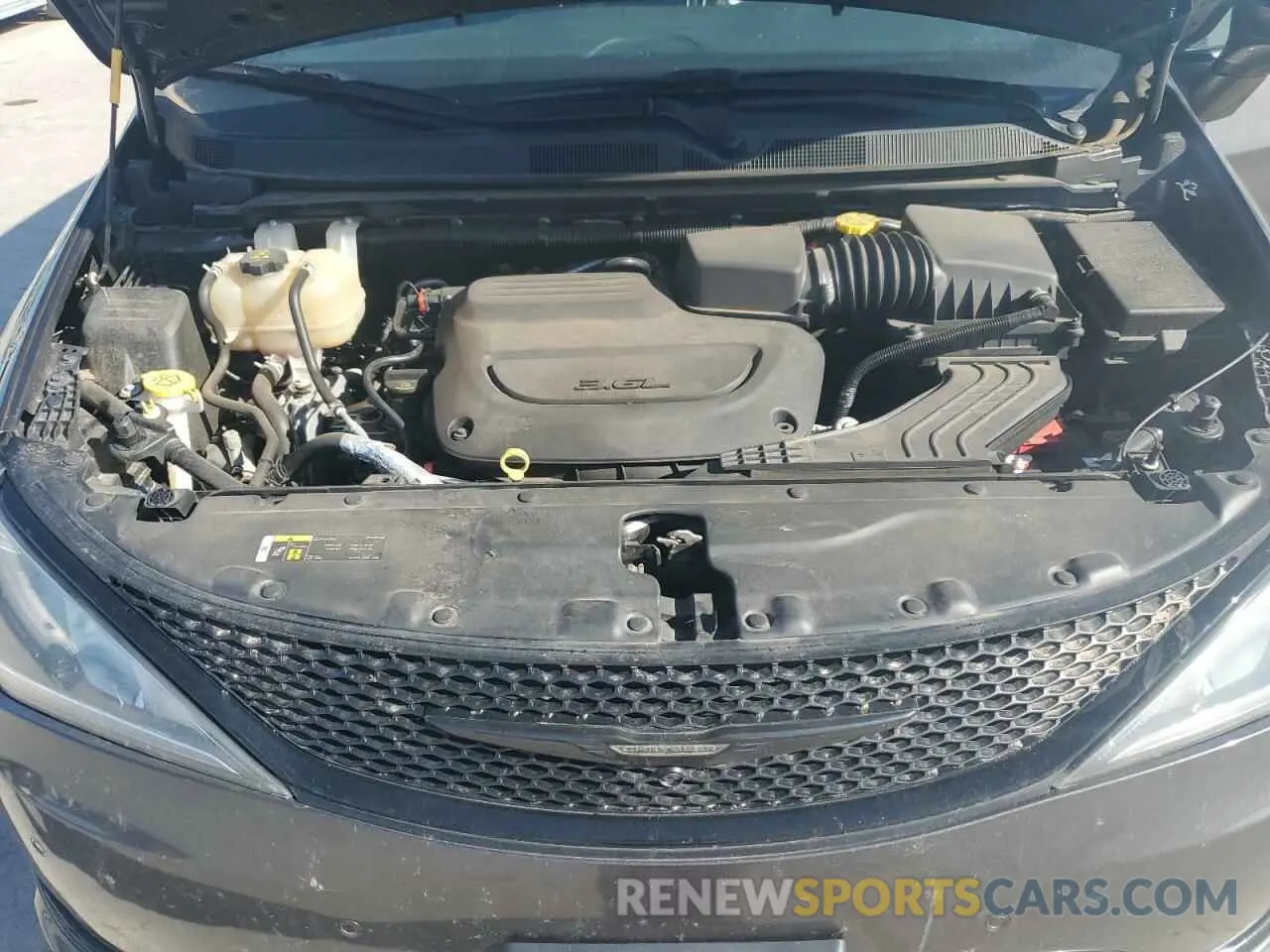 12 fotografías del automóvil dañado 2C4RC1GG1KR569455 CHRYSLER PACIFICA 2019