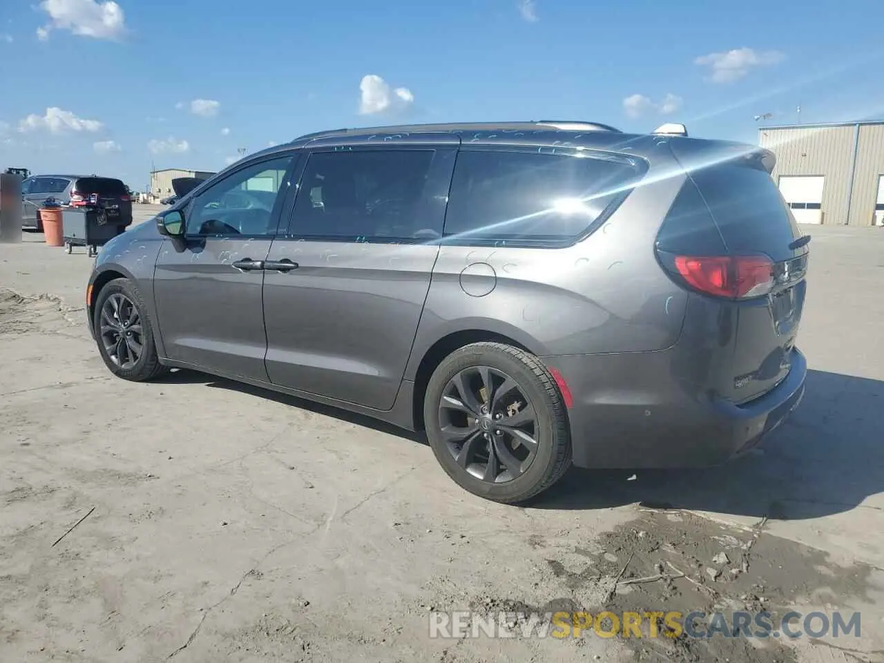 2 fotografías del automóvil dañado 2C4RC1GG1KR569455 CHRYSLER PACIFICA 2019