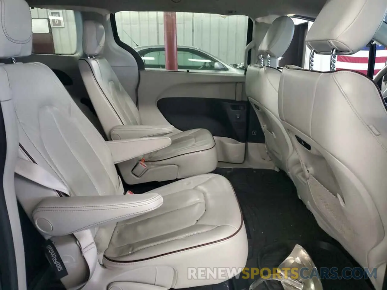 11 fotografías del automóvil dañado 2C4RC1GG2KR541146 CHRYSLER PACIFICA 2019