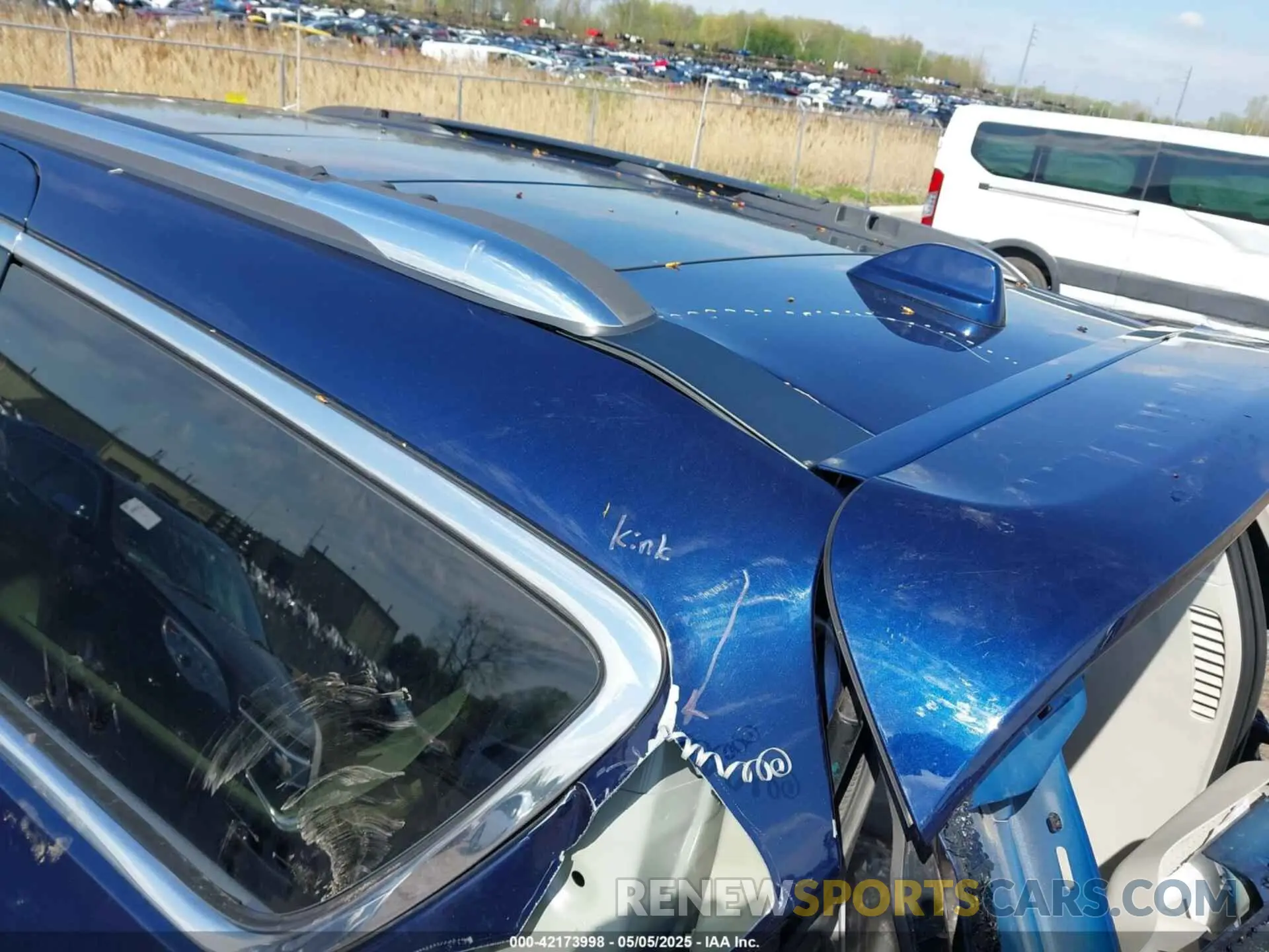 17 fotografías del automóvil dañado 2C4RC1GG2KR655440 CHRYSLER PACIFICA 2019