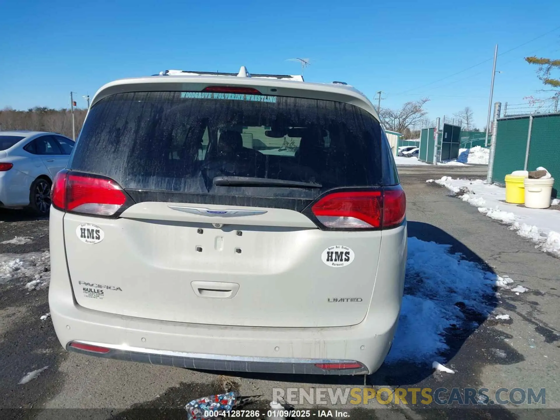 16 fotografías del automóvil dañado 2C4RC1GG4KR629258 CHRYSLER PACIFICA 2019