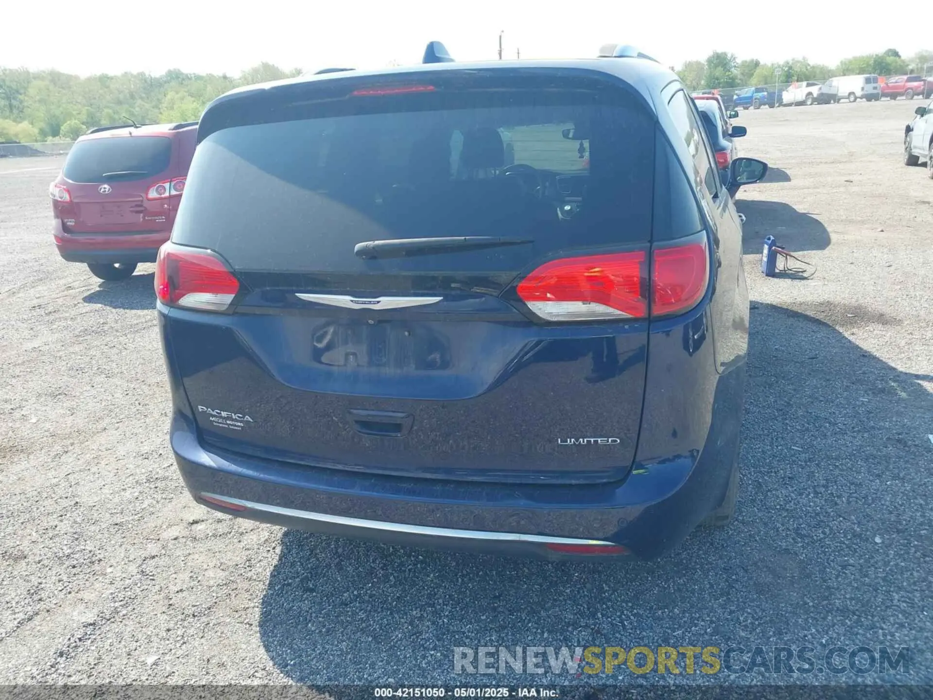 16 fotografías del automóvil dañado 2C4RC1GG4KR644178 CHRYSLER PACIFICA 2019