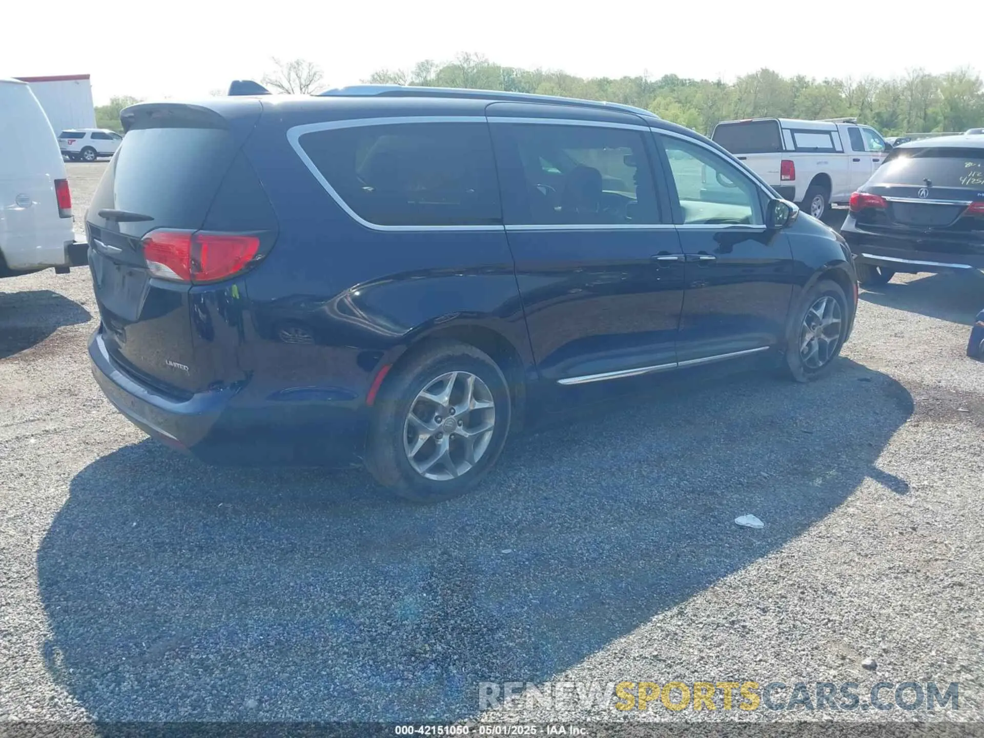 4 fotografías del automóvil dañado 2C4RC1GG4KR644178 CHRYSLER PACIFICA 2019
