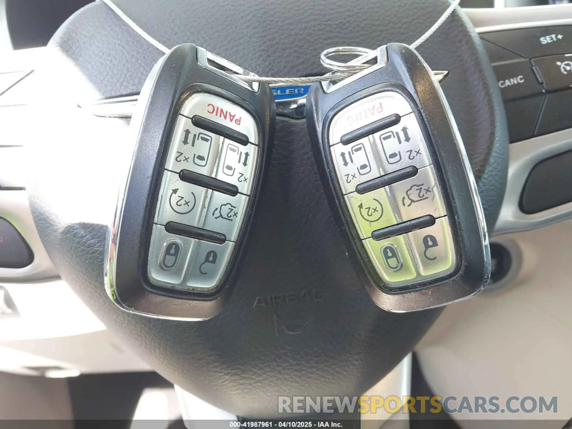 11 fotografías del automóvil dañado 2C4RC1GG5KR720135 CHRYSLER PACIFICA 2019