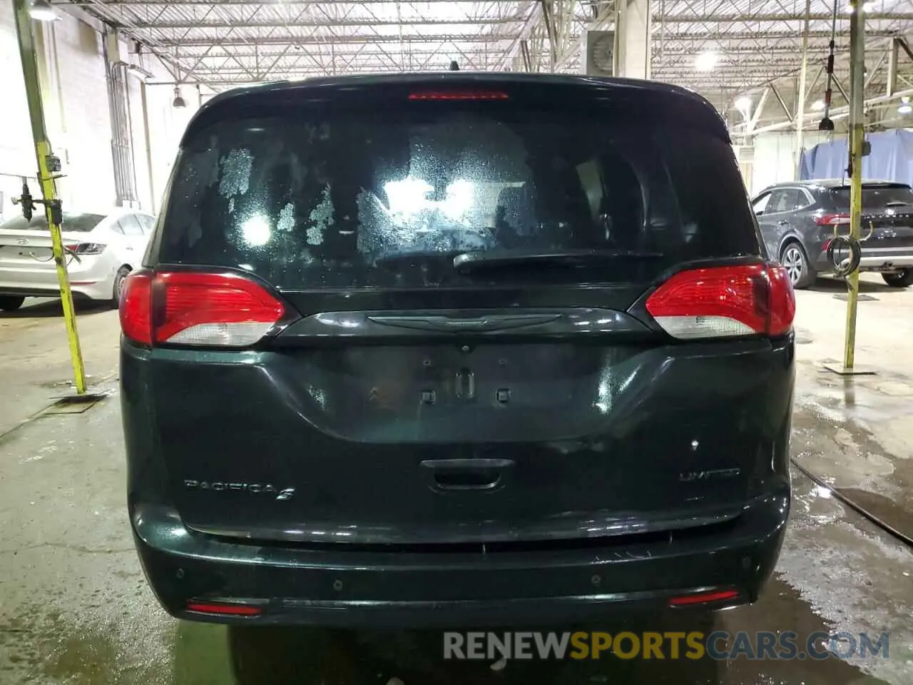 6 fotografías del automóvil dañado 2C4RC1GG6KR597803 CHRYSLER PACIFICA 2019