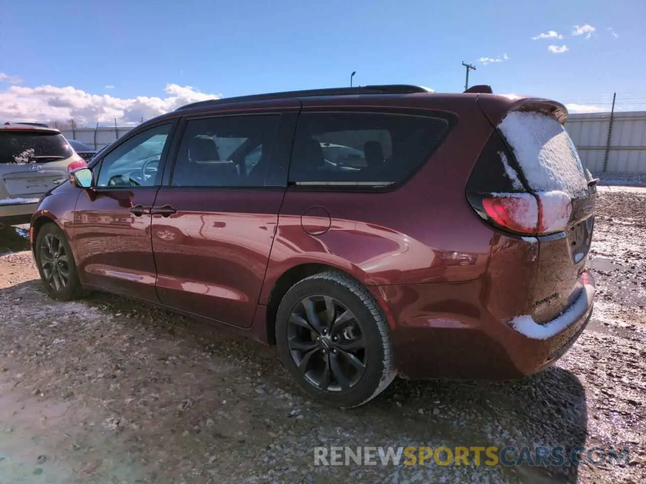 2 fotografías del automóvil dañado 2C4RC1GG6KR720368 CHRYSLER PACIFICA 2019