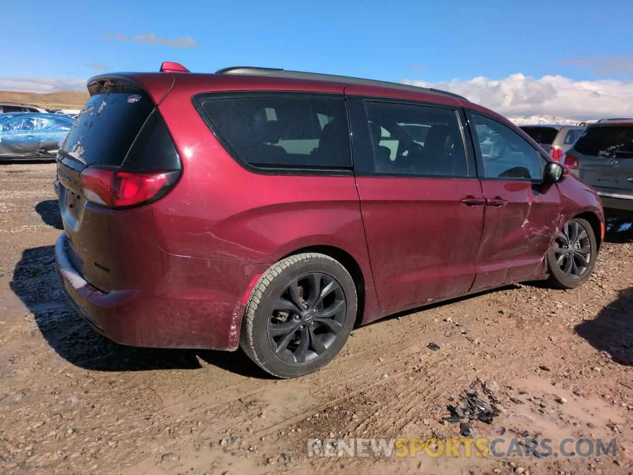3 fotografías del automóvil dañado 2C4RC1GG6KR720368 CHRYSLER PACIFICA 2019