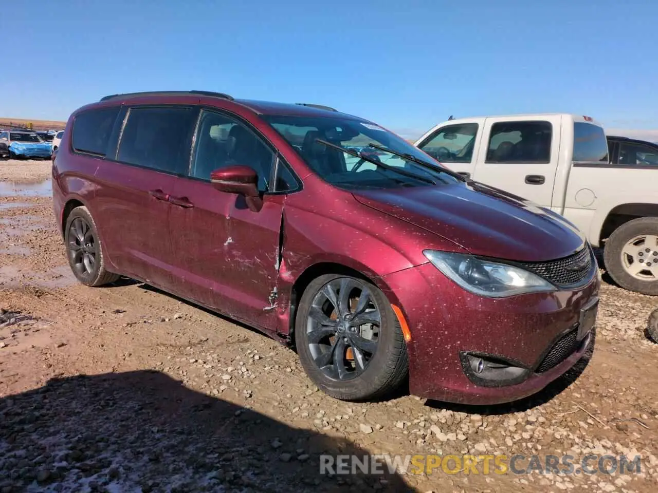 4 fotografías del automóvil dañado 2C4RC1GG6KR720368 CHRYSLER PACIFICA 2019