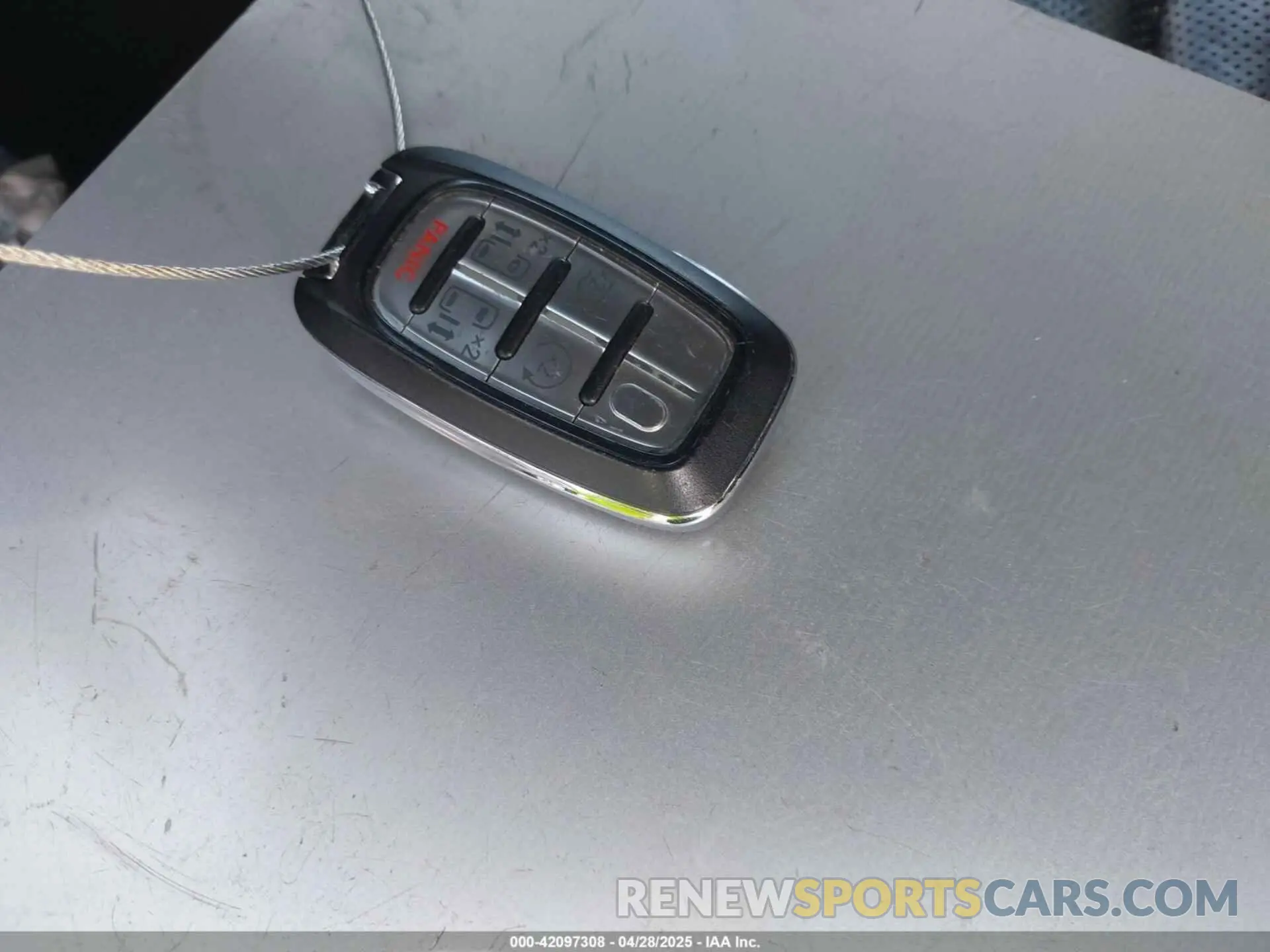 11 fotografías del automóvil dañado 2C4RC1GG8KR657371 CHRYSLER PACIFICA 2019