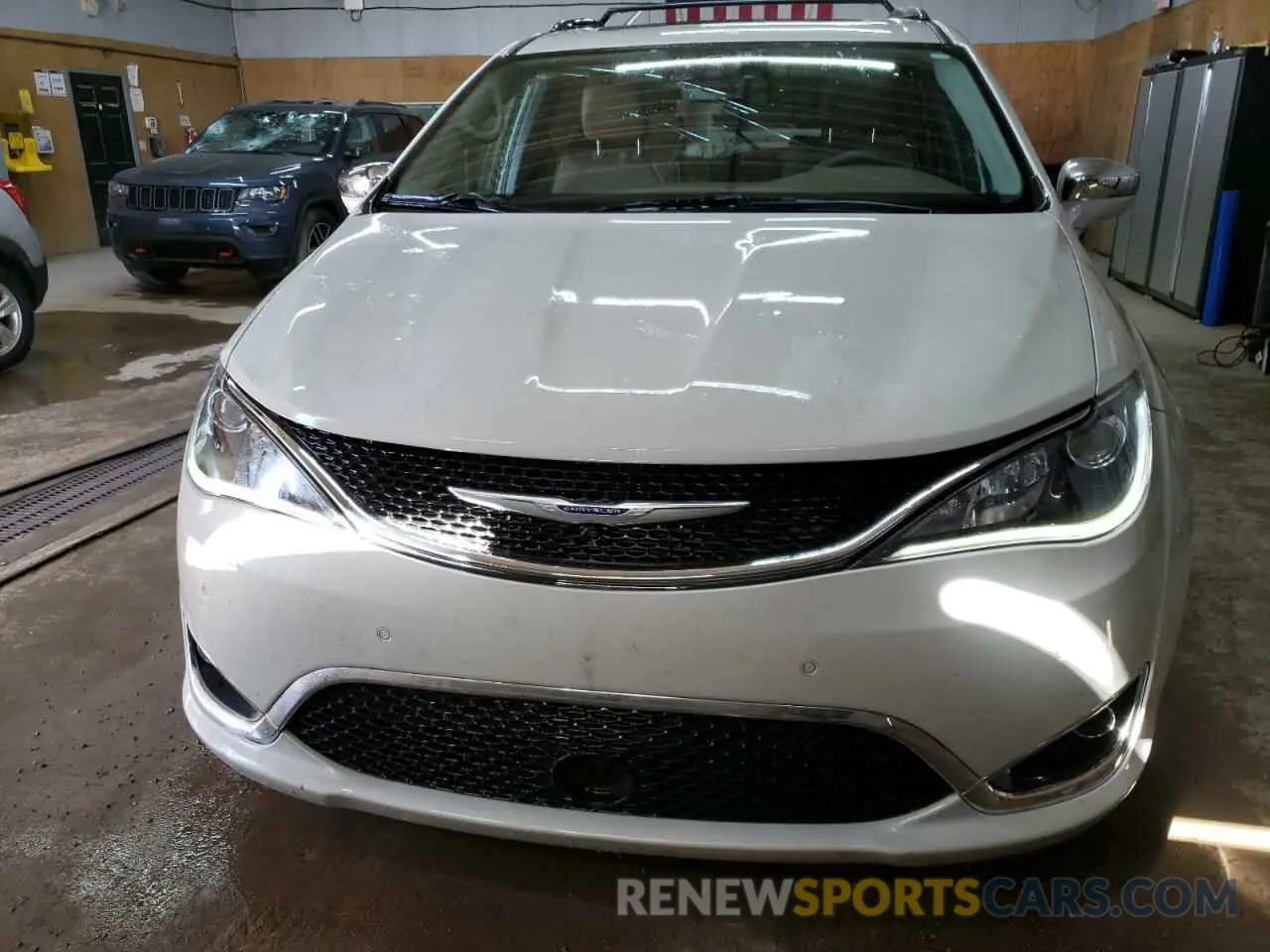 5 fotografías del automóvil dañado 2C4RC1GG8KR715091 CHRYSLER PACIFICA 2019