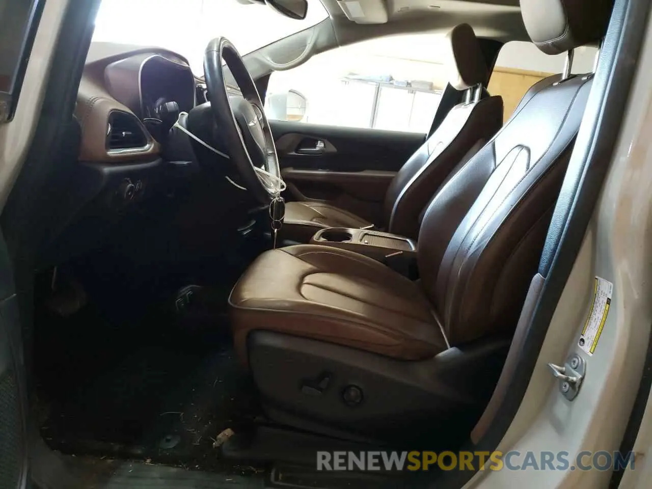 7 fotografías del automóvil dañado 2C4RC1GG8KR715091 CHRYSLER PACIFICA 2019