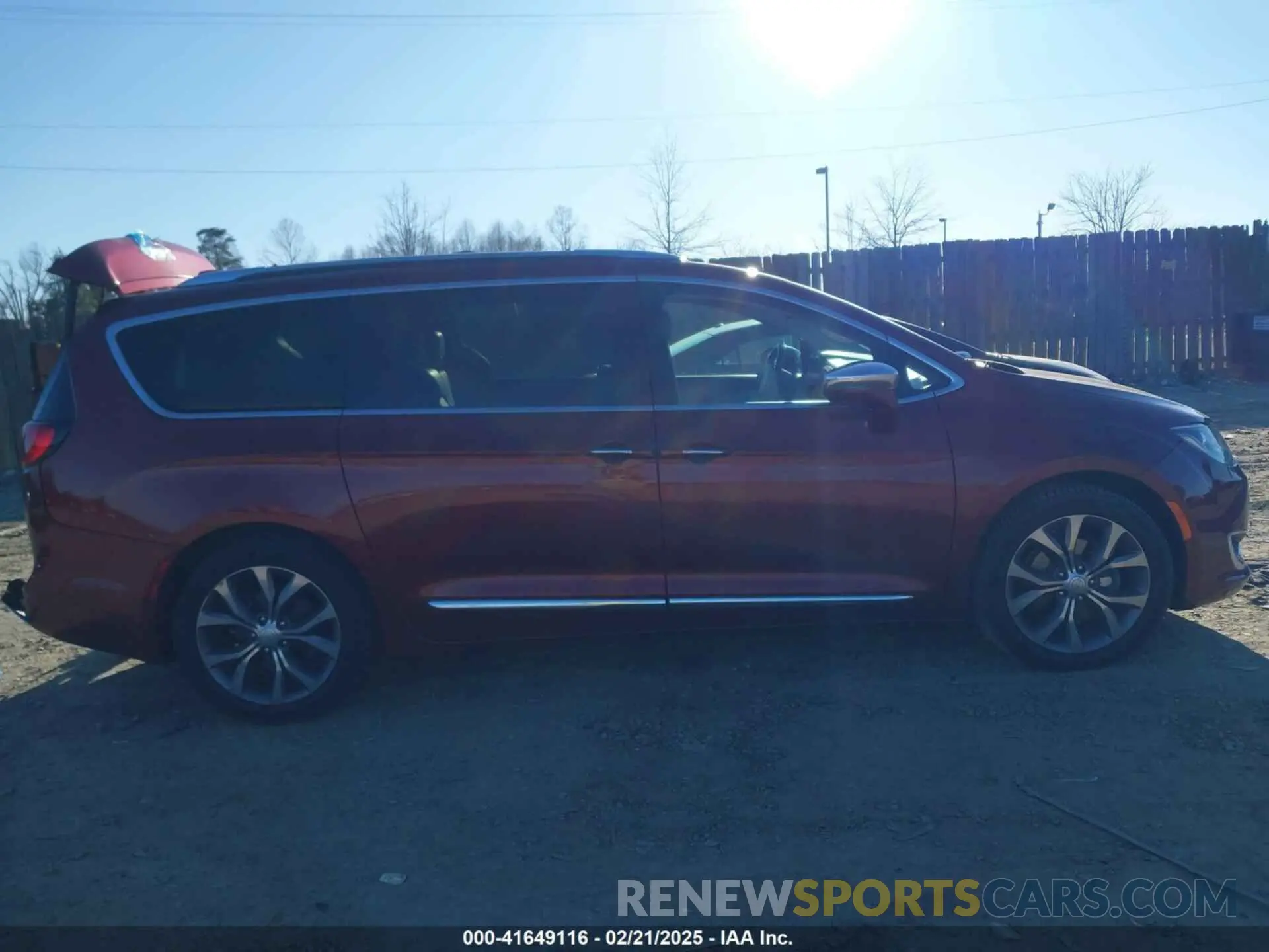 13 fotografías del automóvil dañado 2C4RC1GG9KR627909 CHRYSLER PACIFICA 2019