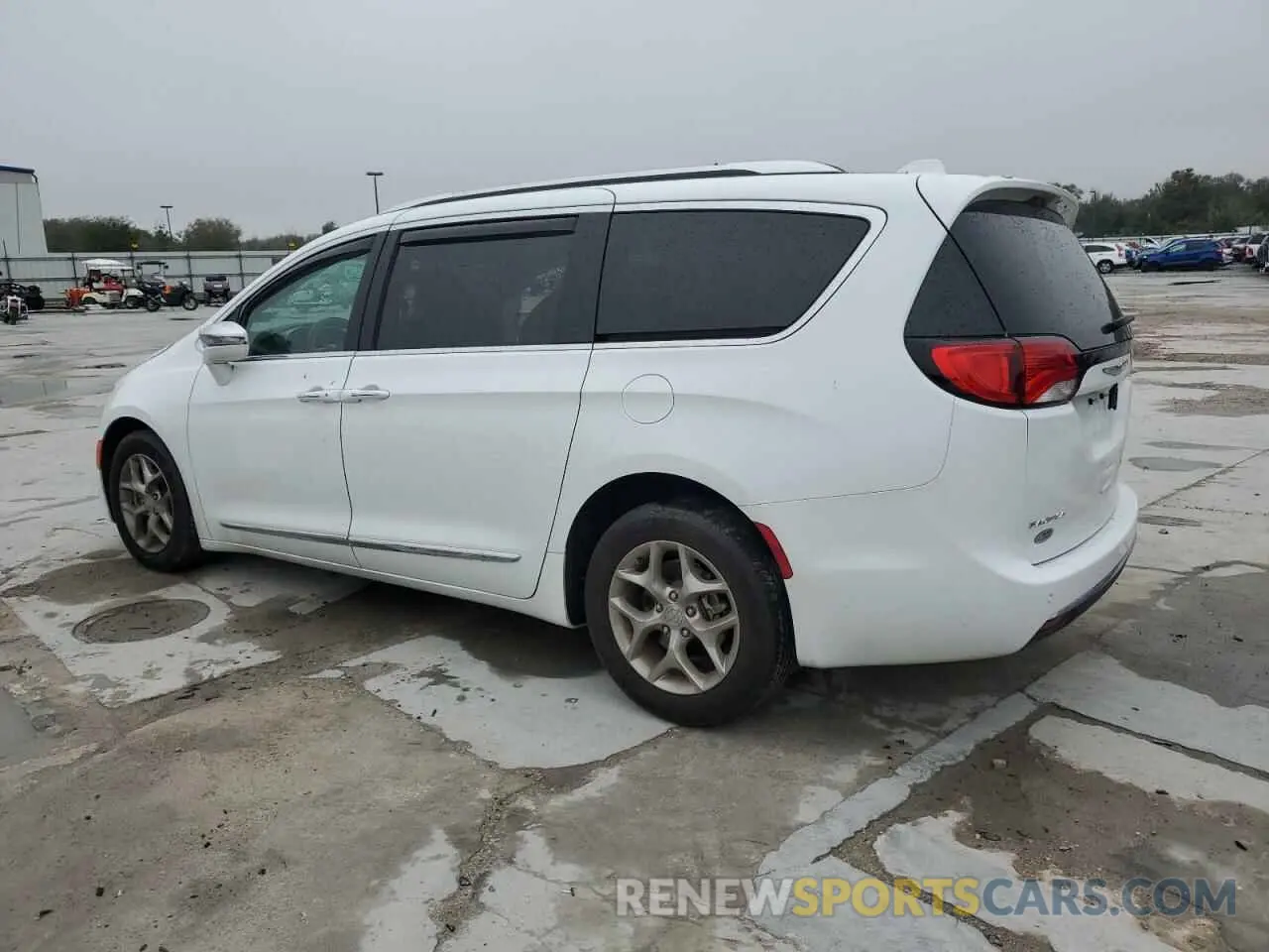 2 fotografías del automóvil dañado 2C4RC1GG9KR741411 CHRYSLER PACIFICA 2019
