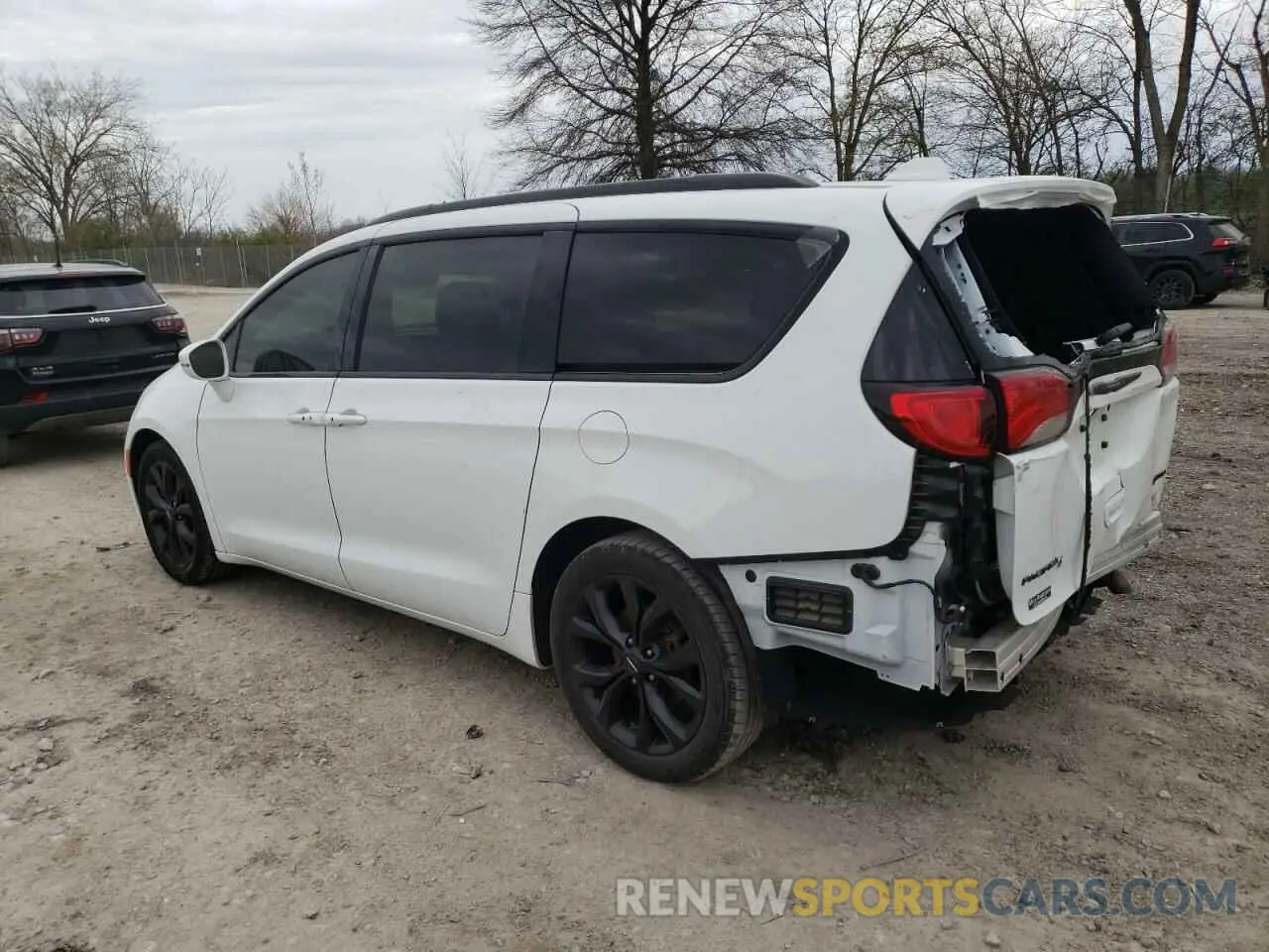 2 fotografías del automóvil dañado 2C4RC1GGXKR681574 CHRYSLER PACIFICA 2019