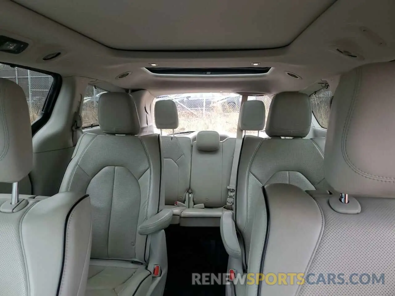 10 fotografías del automóvil dañado 2C4RC1N72KR533017 CHRYSLER PACIFICA 2019