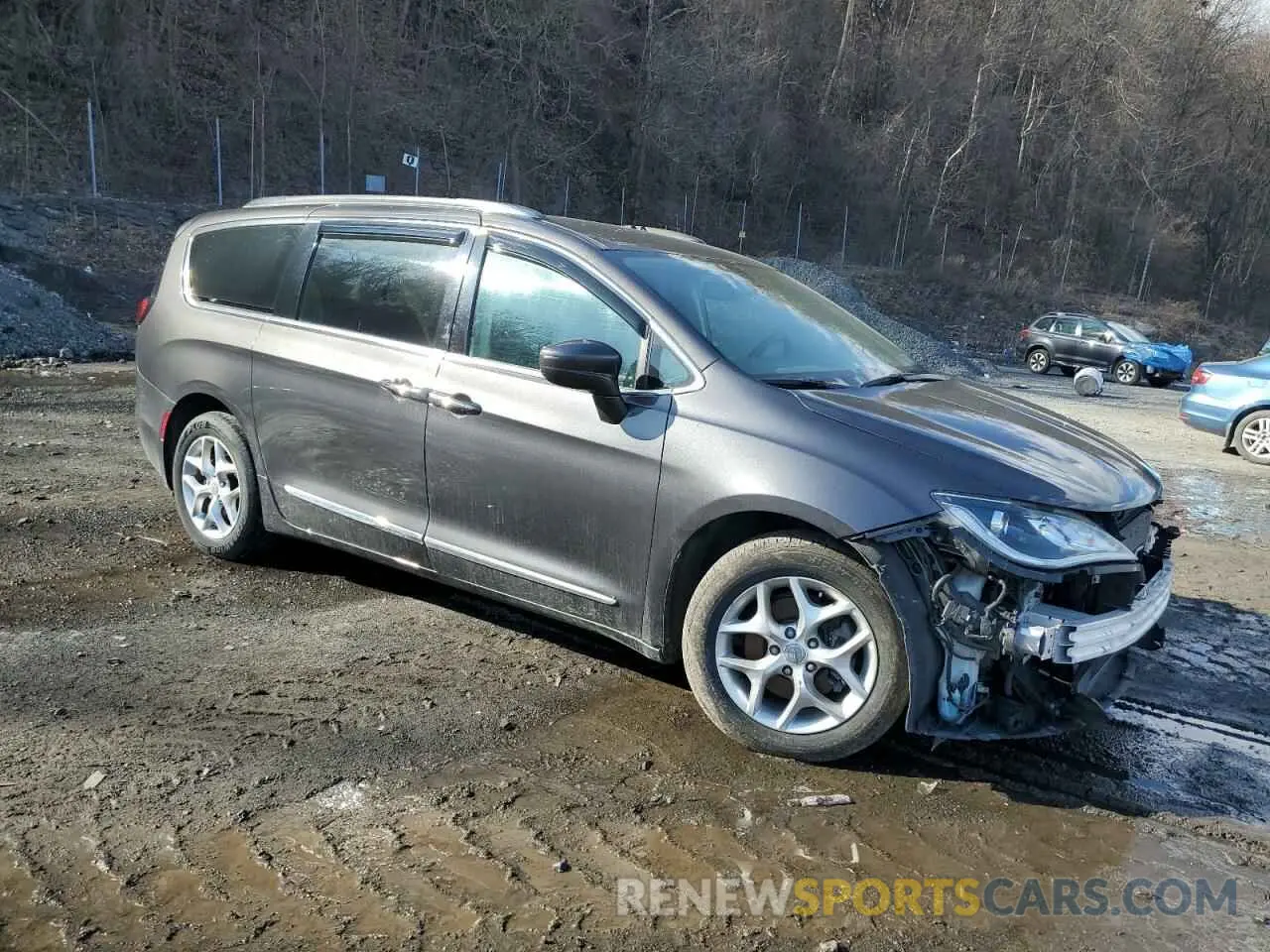 4 fotografías del automóvil dañado 2C4RC1BG0LR115786 CHRYSLER PACIFICA 2020