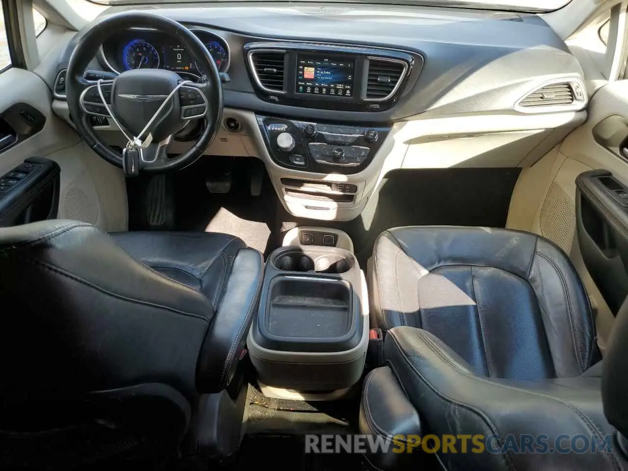8 fotografías del automóvil dañado 2C4RC1BG0LR115786 CHRYSLER PACIFICA 2020