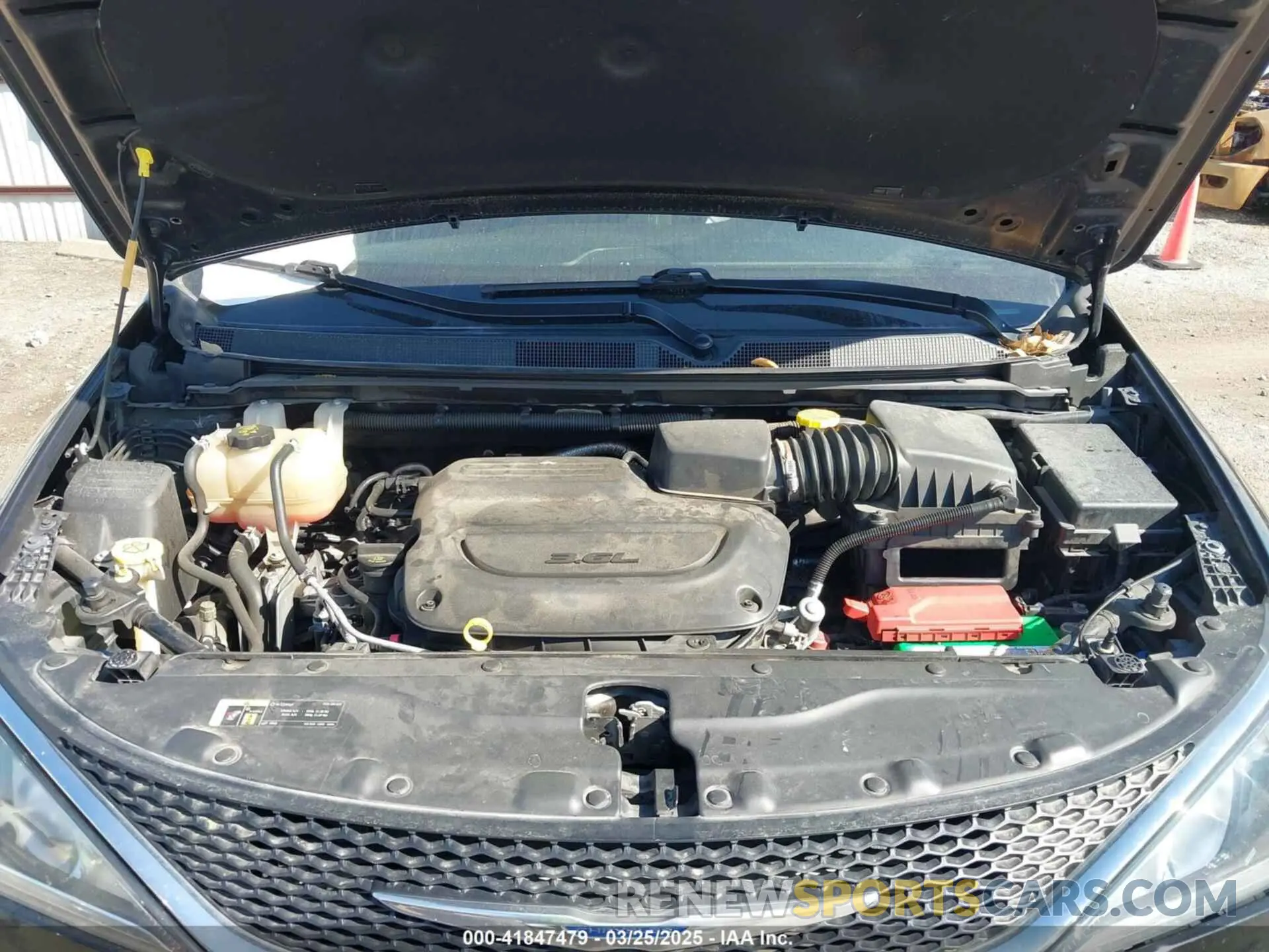 10 fotografías del automóvil dañado 2C4RC1BG0LR276333 CHRYSLER PACIFICA 2020