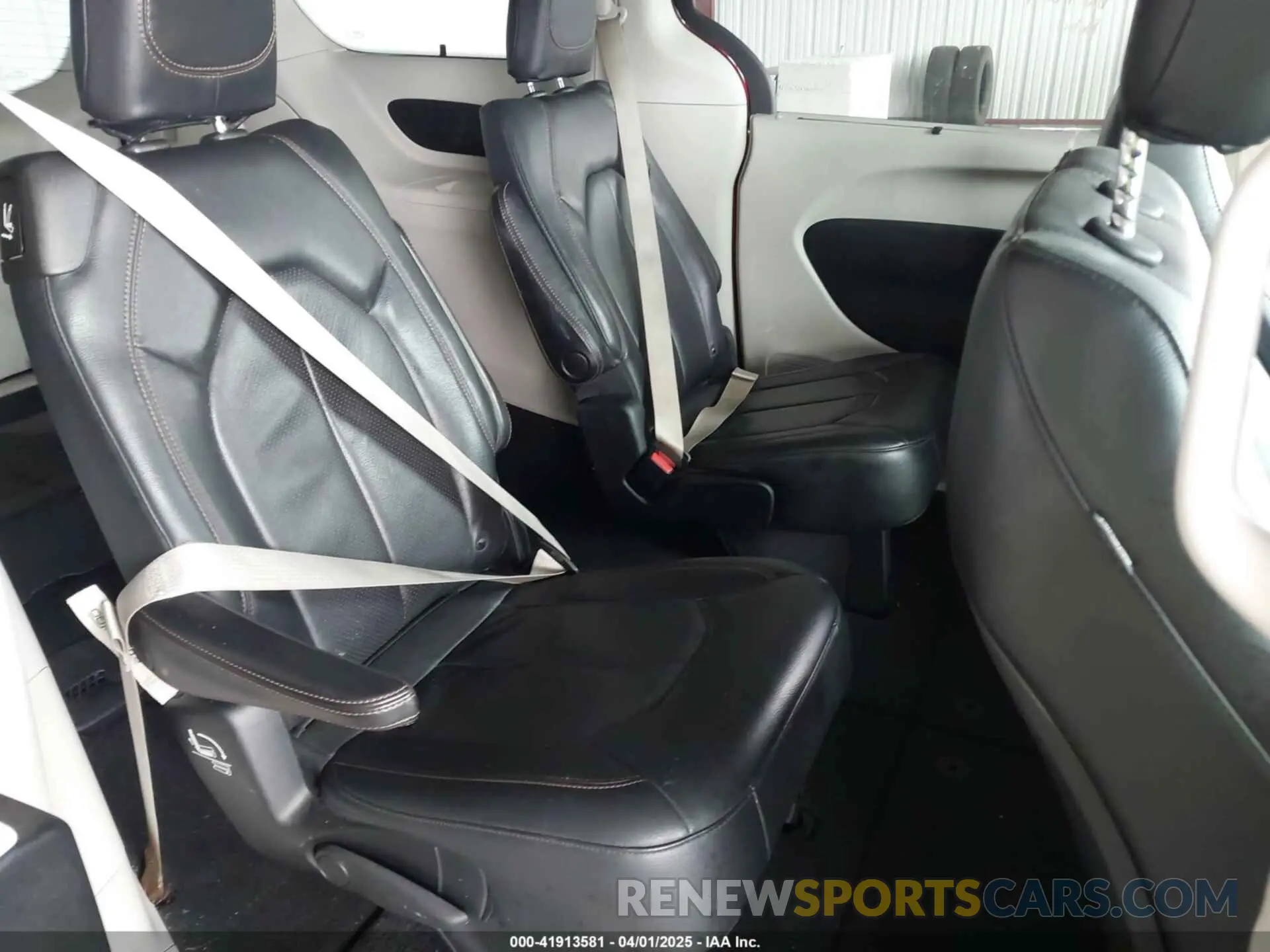 8 fotografías del automóvil dañado 2C4RC1BG0LR276929 CHRYSLER PACIFICA 2020