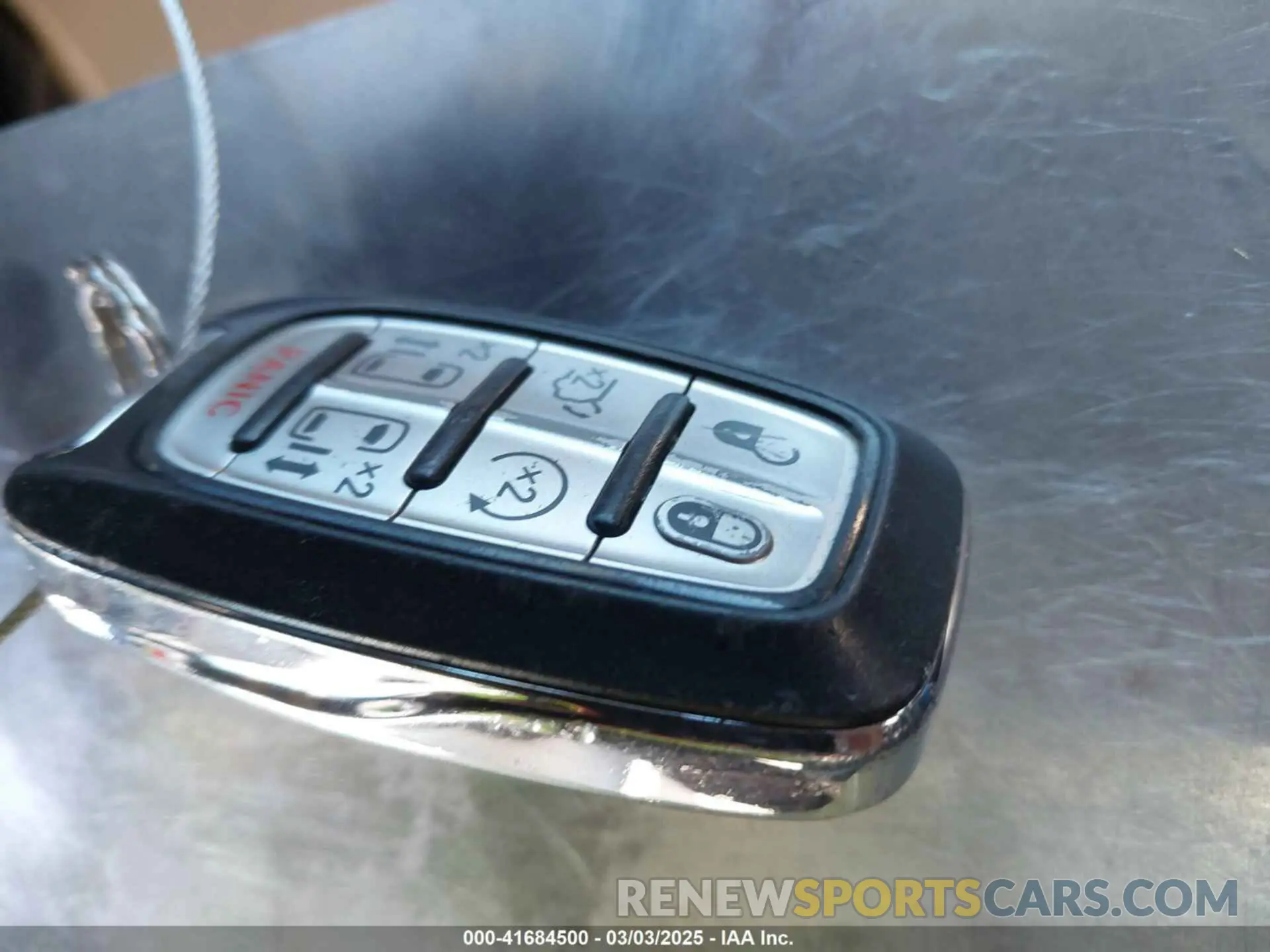 11 fotografías del automóvil dañado 2C4RC1BG1LR133424 CHRYSLER PACIFICA 2020