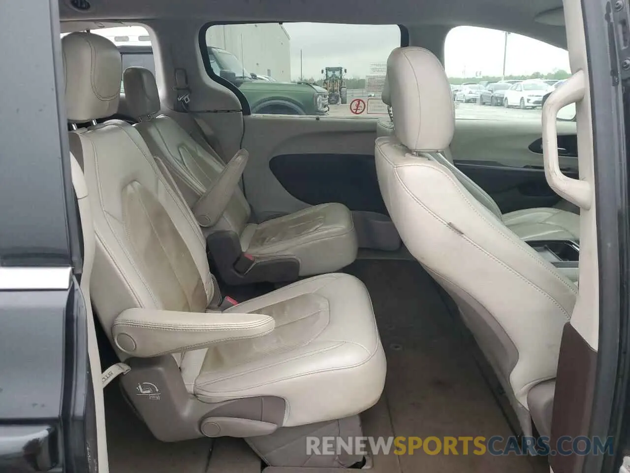 11 fotografías del automóvil dañado 2C4RC1BG2LR115059 CHRYSLER PACIFICA 2020