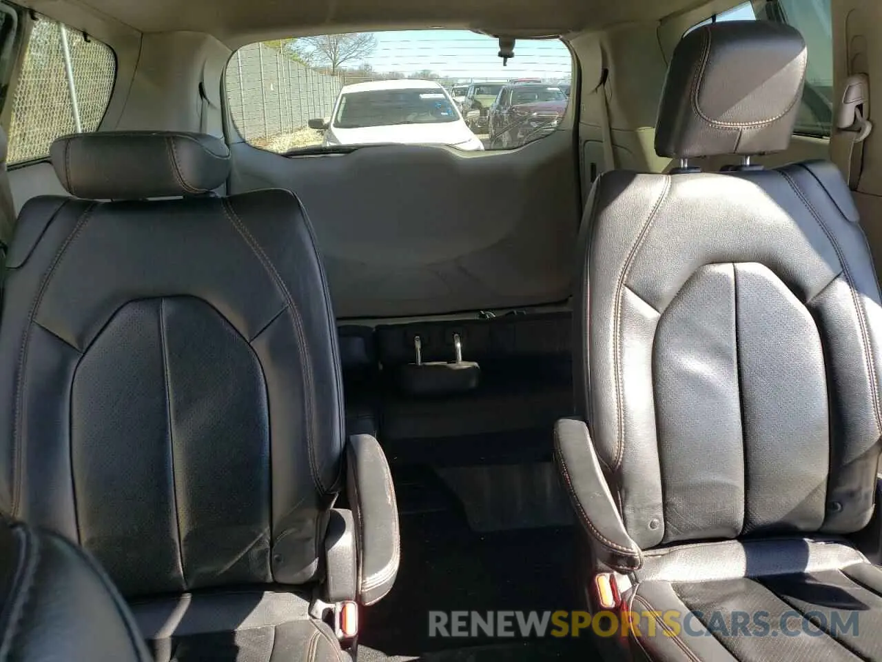10 fotografías del automóvil dañado 2C4RC1BG3LR176792 CHRYSLER PACIFICA 2020