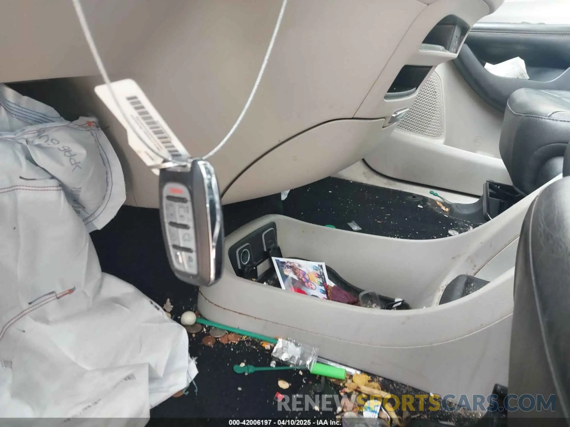 11 fotografías del automóvil dañado 2C4RC1BG3LR280098 CHRYSLER PACIFICA 2020